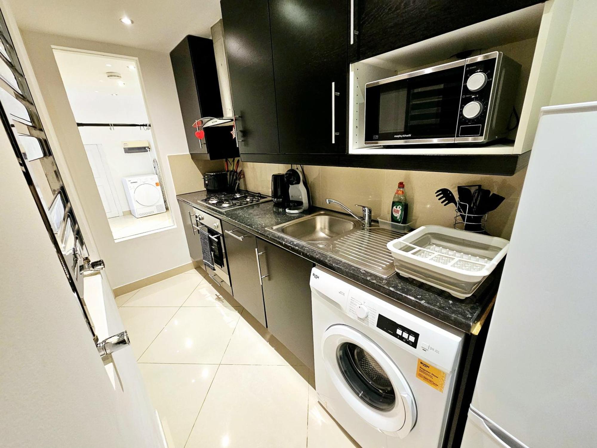 Modern Hyde Park Home With Private Entrance & Private Back Patio Near Bayswater & Paddington Stations 런던 외부 사진